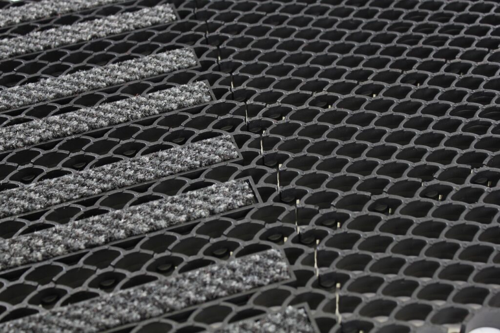 Entrance-grids-and-matting-systems-Jaguar-Carpet-4