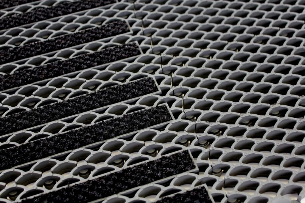 Entrance-grids-and-matting-systems-Jaguar-Carpet-5